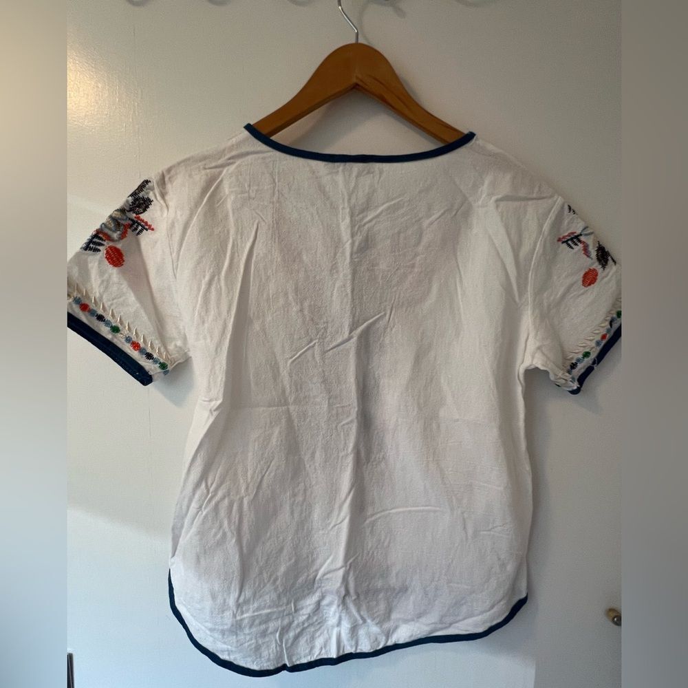 Embroidered peasant shirt - Picture 5 of 6